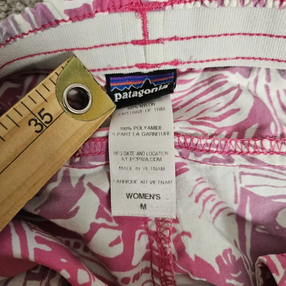 Patagonia Baggies Shorts Women's Medium Pink Blue Floral Gorpcore Lot Of 2 - Picture 16 of 16